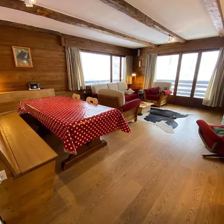 Hurlebise 8 Apartment *